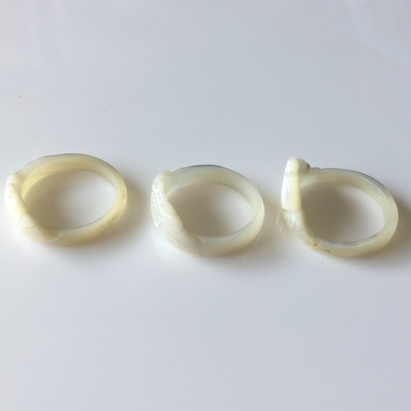 3 Rings Vintage Carved Abalone Shell Bundle Gift - Picture 3 of 8